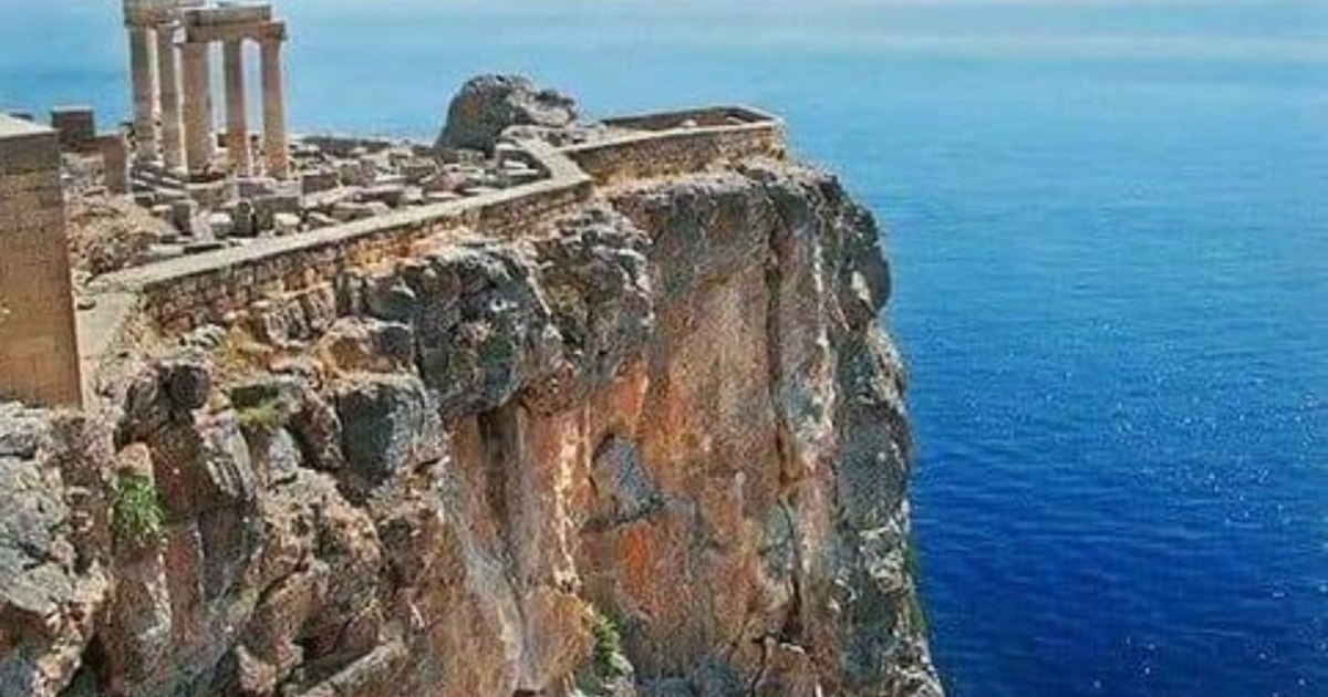 Coolcationing, the new trend in tourism amid global warming.  Which destinations lose and which gain