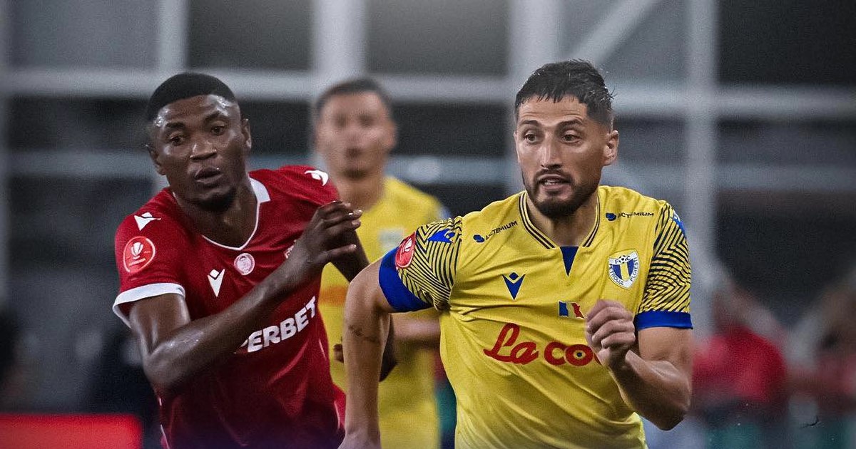 Dynamo unleashed.  The "Dogs" scored the championship against a team with big financial problems