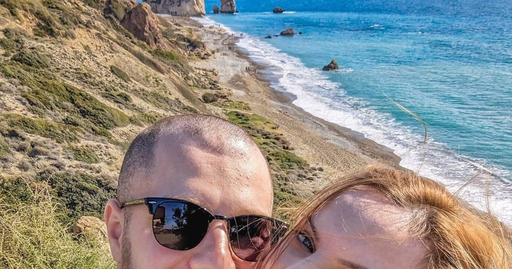 How Bolt drivers stab tourists at the airport in the capital of Azerbaijan.  The family of Romanians