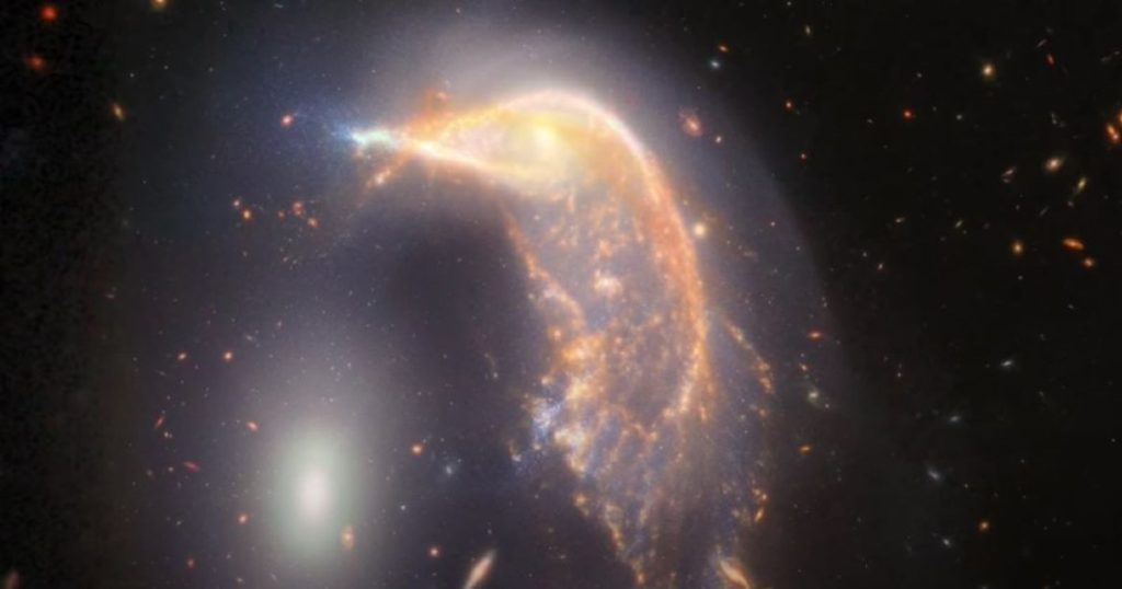James Webb Space Telescope, incredible image of the Penguin galaxy VIDEO