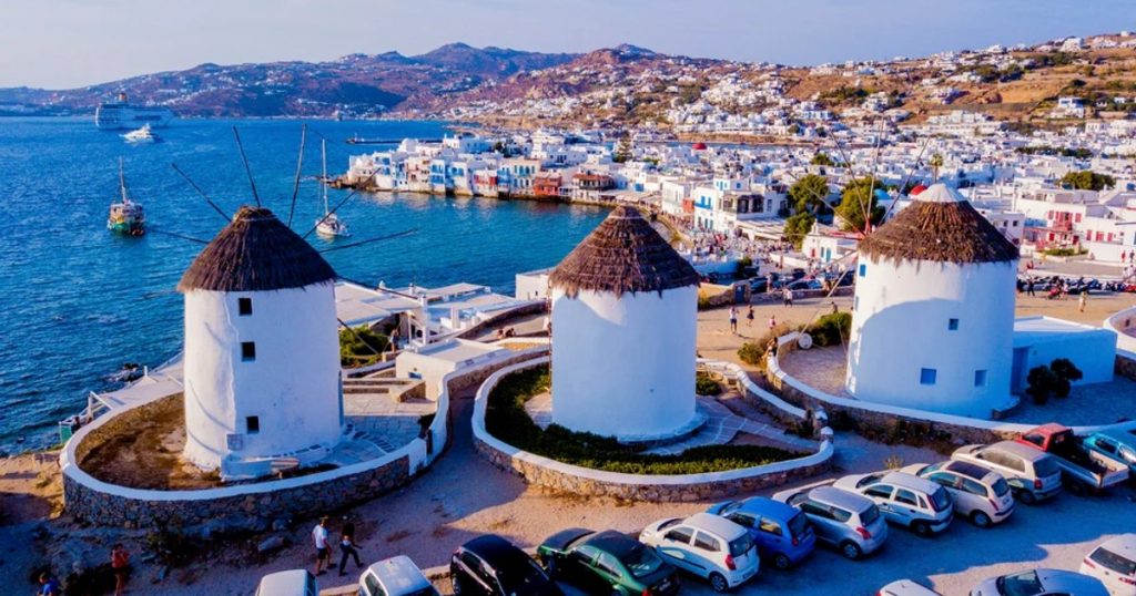 Popular island in Greece, avoided by tourists due to exorbitant prices.  How hotel owners reacted