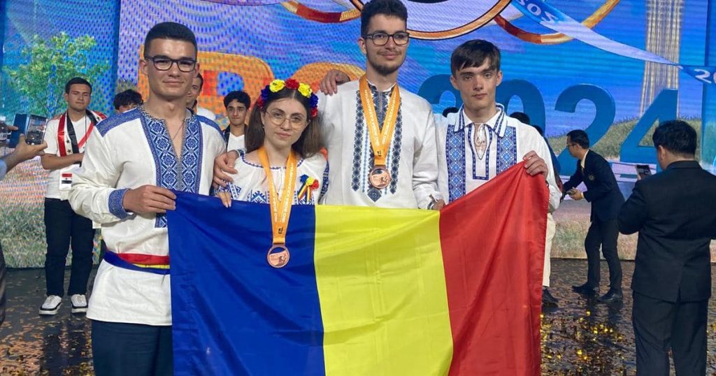 The Romanian team, medalist at the International Biology Olympiad in Kazakhstan: two bronze medals and a mention