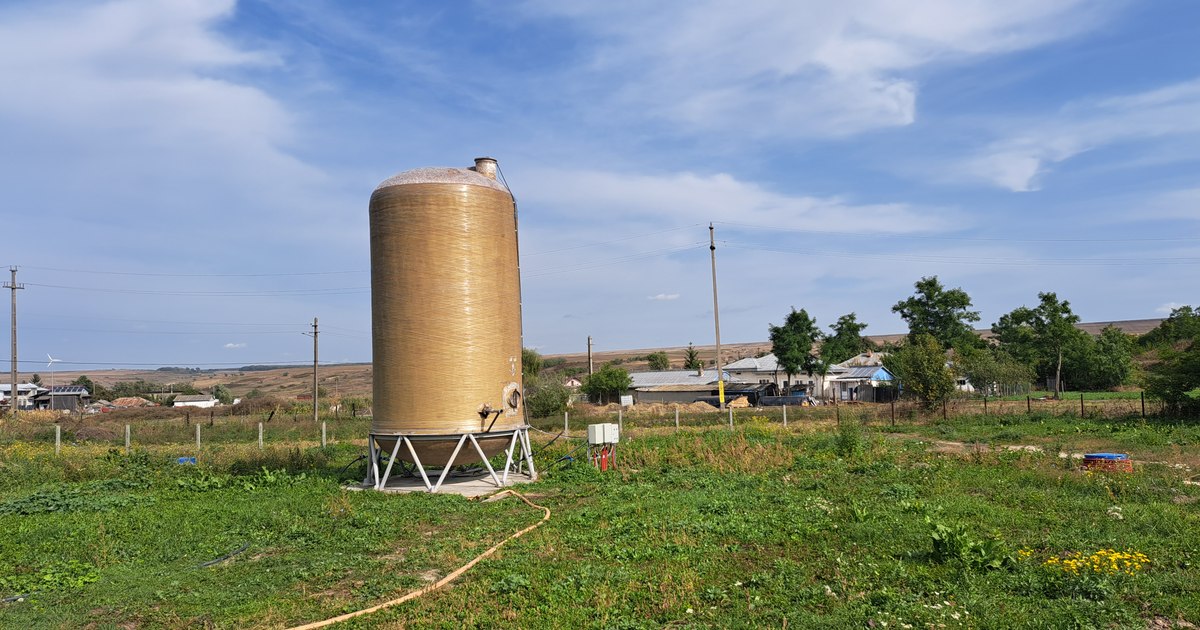 The dramatic paradox in northern Romania.  In the land of waters, people and animals die of thirst
