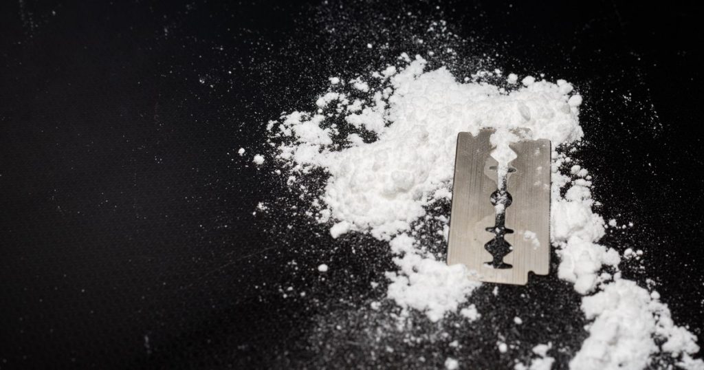 The new deadly fad among young people: energy powder that imitates cocaine.  Doctor Radu Țincu: It can be fatal VIDEO