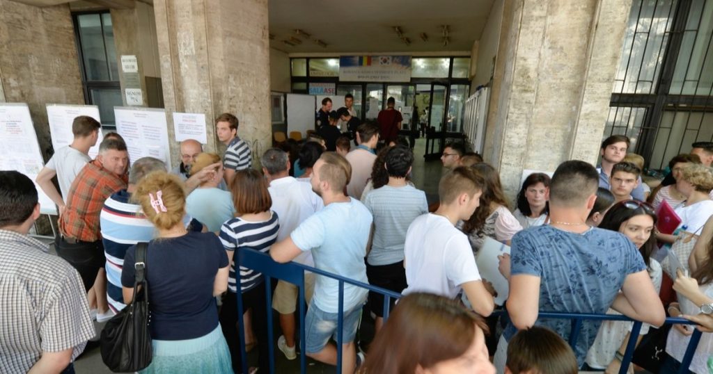 What documents do you need for college admission in 2024. What should the file contain