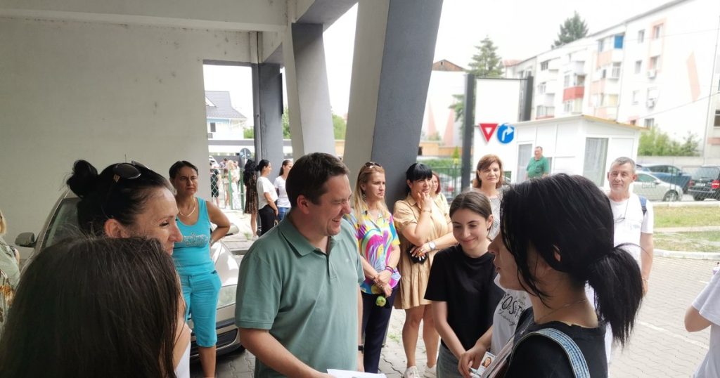 Written papers from Baccalaureate 2024 can be seen by candidates.  Among the conditions, an application submitted to the high school