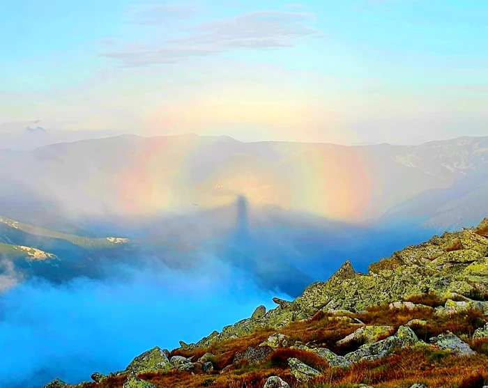 Gloria effect in Retezat. Photo: Dorela Murărasu. 
