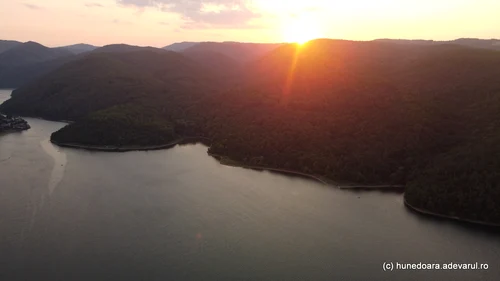 Lake Cincis from Hunedoara Photo Daniel Guță THE TRUTH (21) JPG