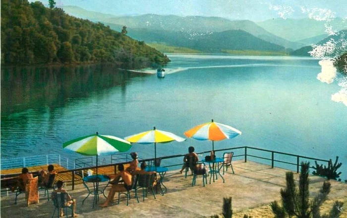 Lake Cincis in the 70s. Illustrated.