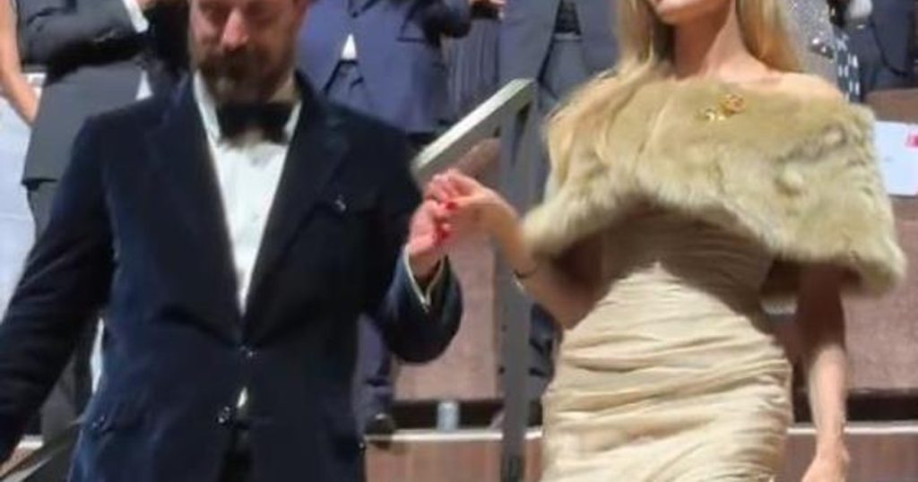 Angelina Jolie, in tears at the Venice Film Festival VIDEO