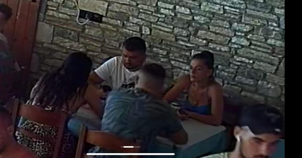 Four Romanians ate at a restaurant in Thassos and left without paying. "It's worth going to the seagulls for biscuits!"