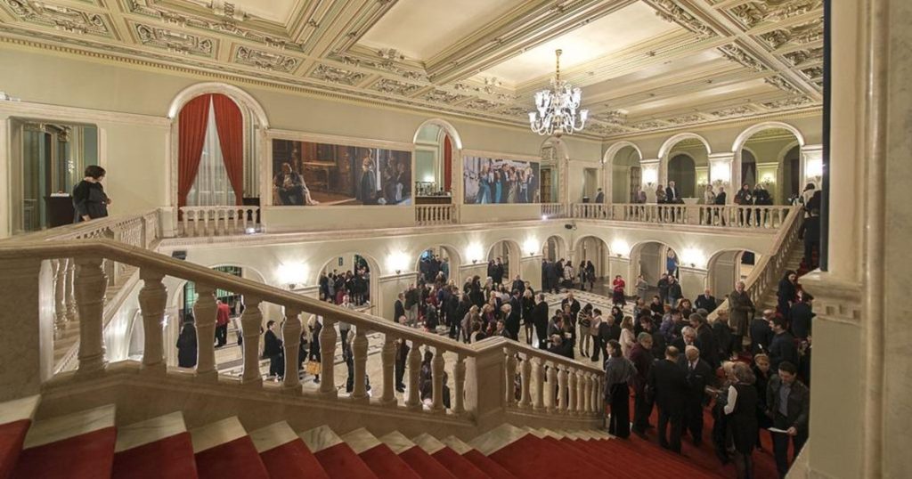 Heated discussions on the topic of merging the Bucharest National Opera with the Romanian Youth Center. "It could lose the status of a representative union"