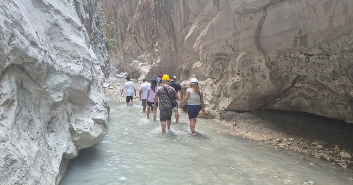 "Hidden Valley", the splendid area in Turkey, where few tourists dare to go. Dangerous trail leads to a secret waterfall: "We see a lot of accidents"