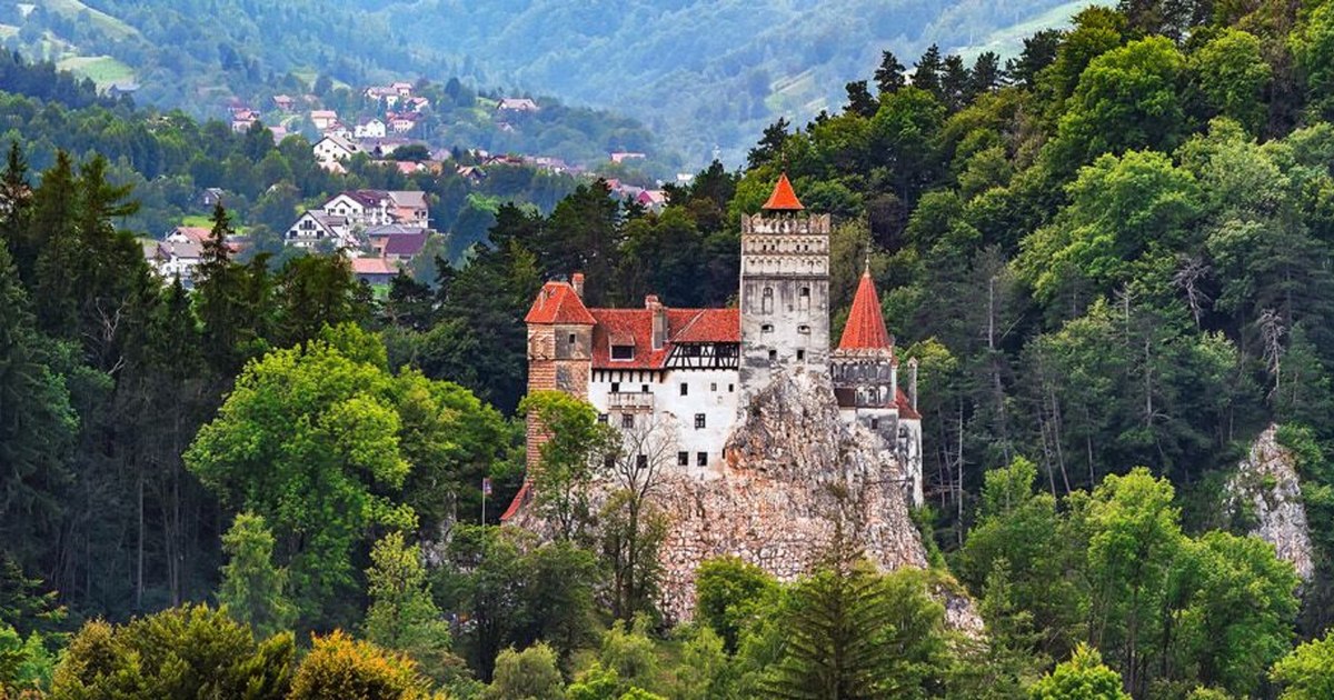 How Romania is promoted in the international press.  The reasons why our country is worth visiting