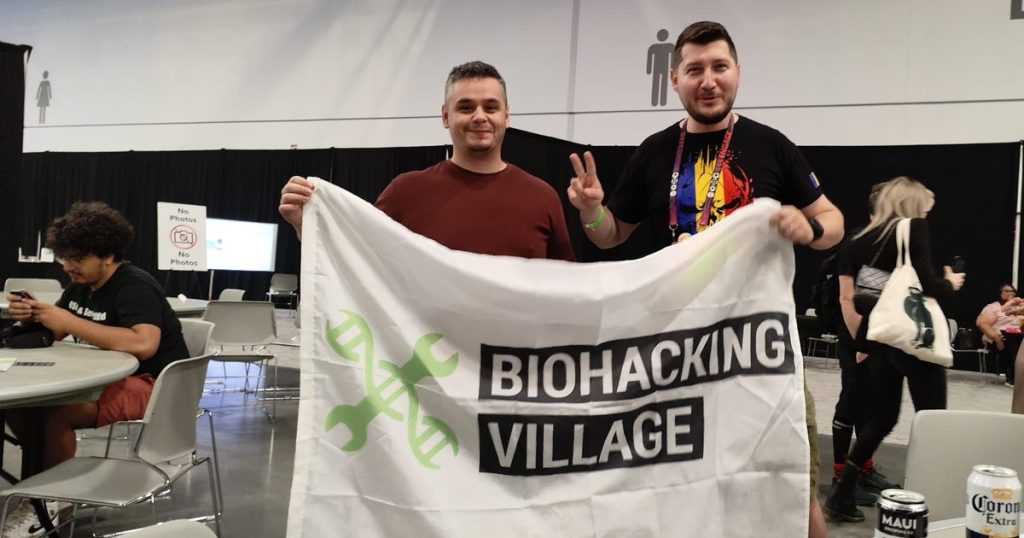 Romanians world champions in cyber security. They won the right to exclusively test telemedicine equipment