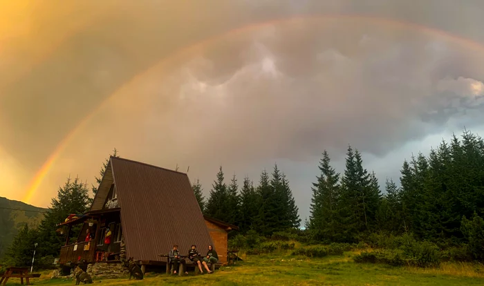 Buta Refuge. Photo: Bogdan Danciu. Retezat National Park. Facebook