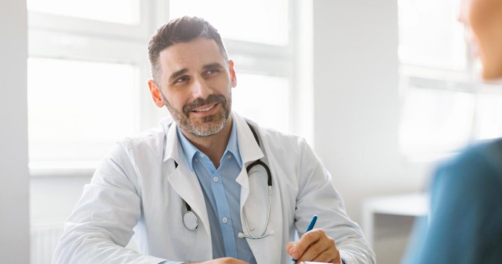 Video Marcel Ciolacu promises to bring the dispensaries back to the country. Lifesaving solution or an illusion? What the experts say