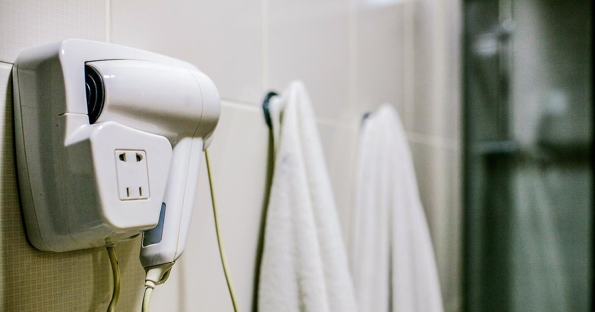 Why using hair dryers in hotels is dangerous for your health.  A doctor's warnings