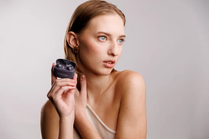 the canyon gadgets that will help you return to work and school after summer vacation1 jpg