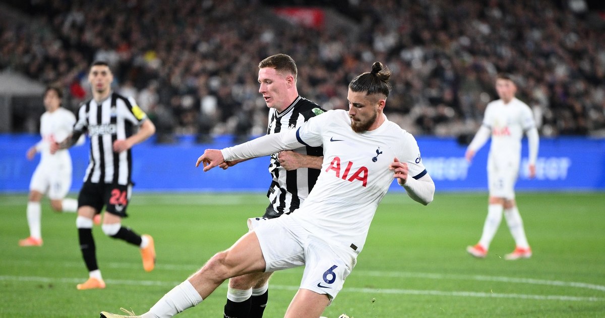 Madness in London. Radu Drăgușin, eliminated in the 8th minute, after an enormous blunder