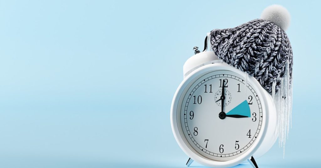 Switch to winter time. When we turn our clocks back an hour and how it can affect us