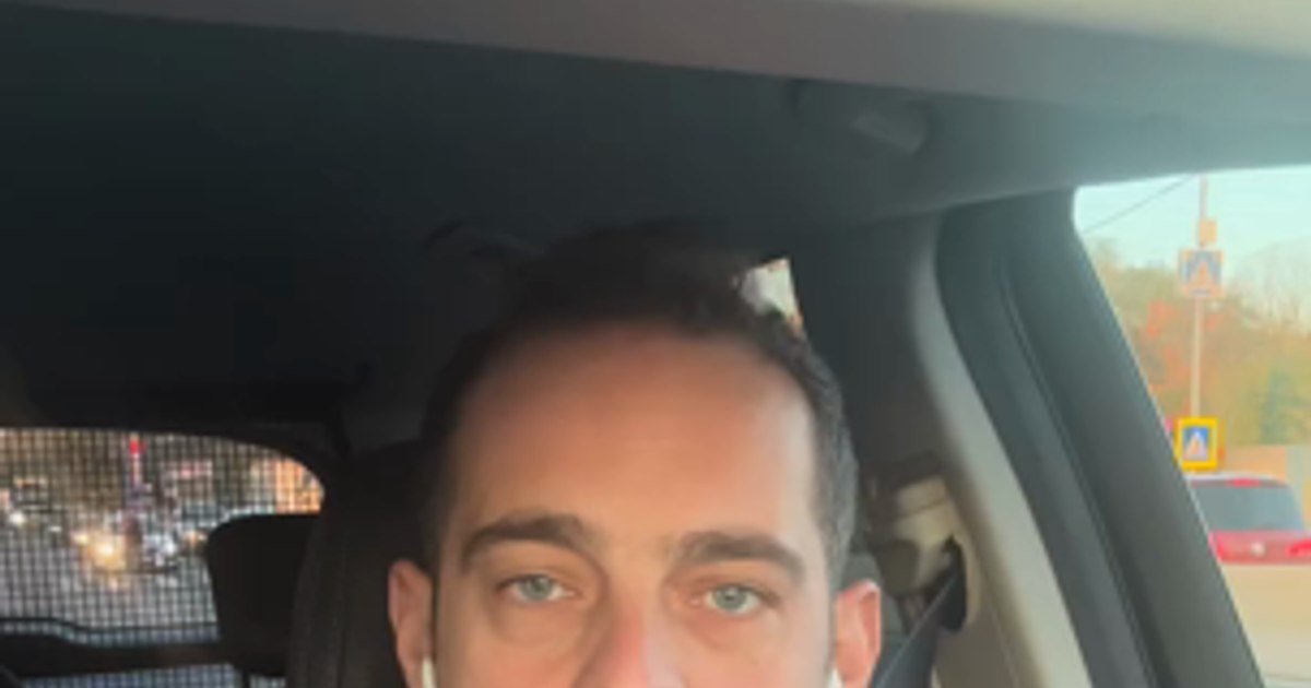 Video A coroner's warning about dietary supplements: "They better not harm you at least"