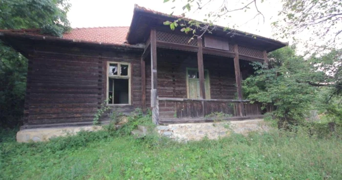 Former school in Sohodol. Photo: Daniel Guță