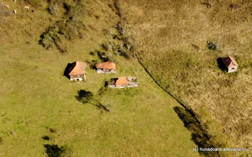 Ponorici Mountains Șureanu Photo Daniel Guță THE TRUTH (35) JPG