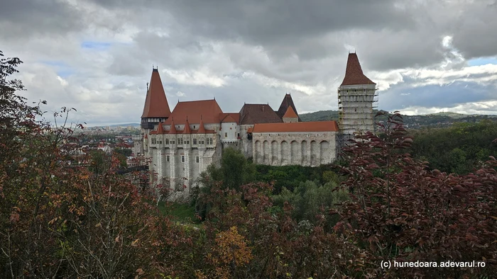 Corvinor Castle from Hunedoara. Photo: Daniel Guță THE TRUTH