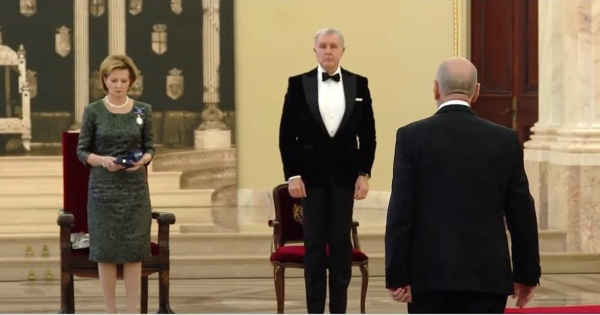 Nicu Alifantis, awarded by the Royal House. What a distinction Princess Margareta gave him