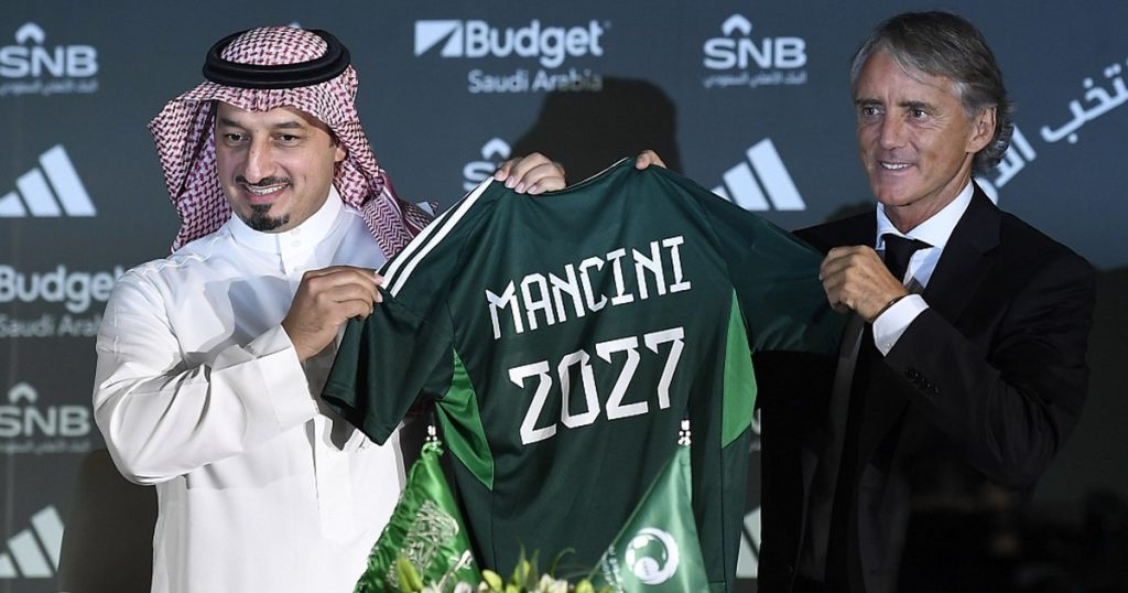 Roberto Mancini, dismissed from the bank of Saudi Arabia, after only 14 months. Zidane, the new target of the sheikhs