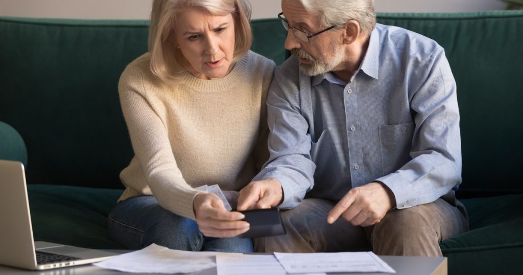 Romanians who can retire this fall. What the new law recently entered into force says