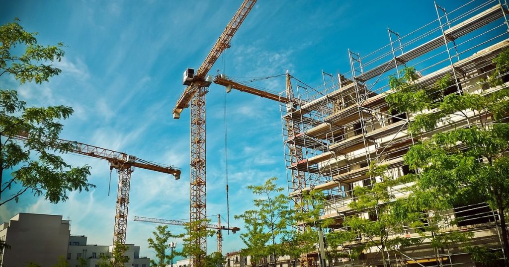 The price of apartments will drop by up to 50%. An Economist's Forecast Explains How Banks Found the 'Golden Egg'
