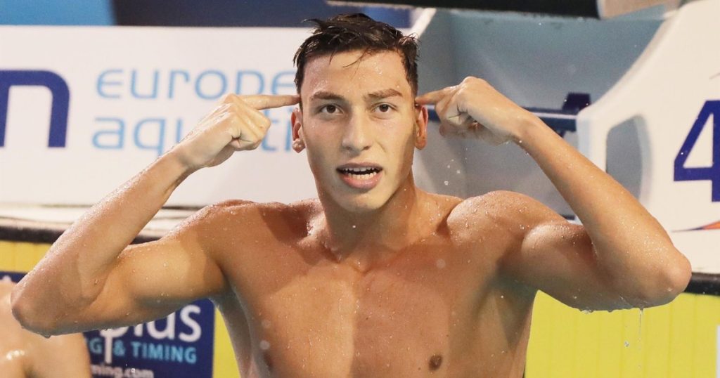 Video Vlad Stancu shows us the unseen side of swimming: the ailments that can occur due to floating on water