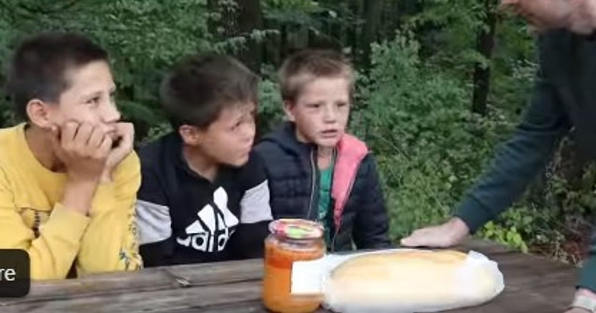 "What's that stew" video. The touching story of the three brothers who tasted zacusca for the first time