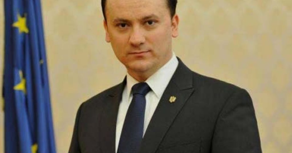 Resignations from the Government are demanded. Who is the minister accused of being in Dublin, at the headquarters of TikTok, "to discuss the preparation of the elections"