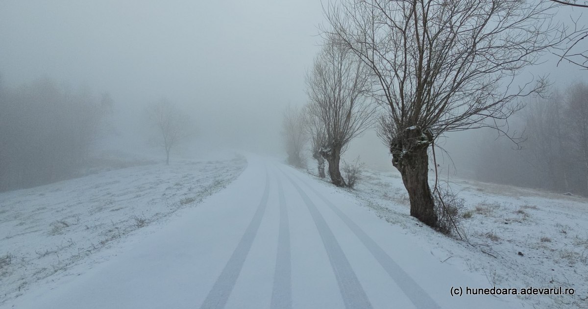 Video County where 27 roads remain closed in winter. What spectacular but risky roads look like
