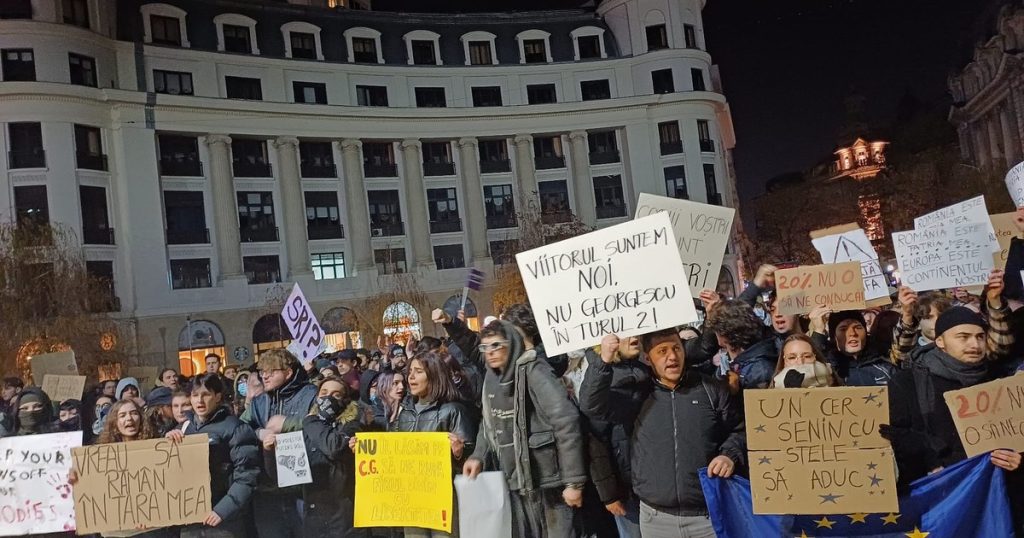 Video Young people protest against the vote for Călin Georgescu in the Capital and in the big cities. "We dodged the GOLD and ran into the dragon"