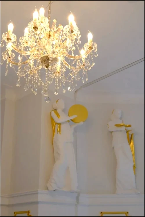 Theater statues PHOTO CJ Botoșani