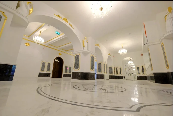 Hall of the theater PHOTO CJ Botoșani