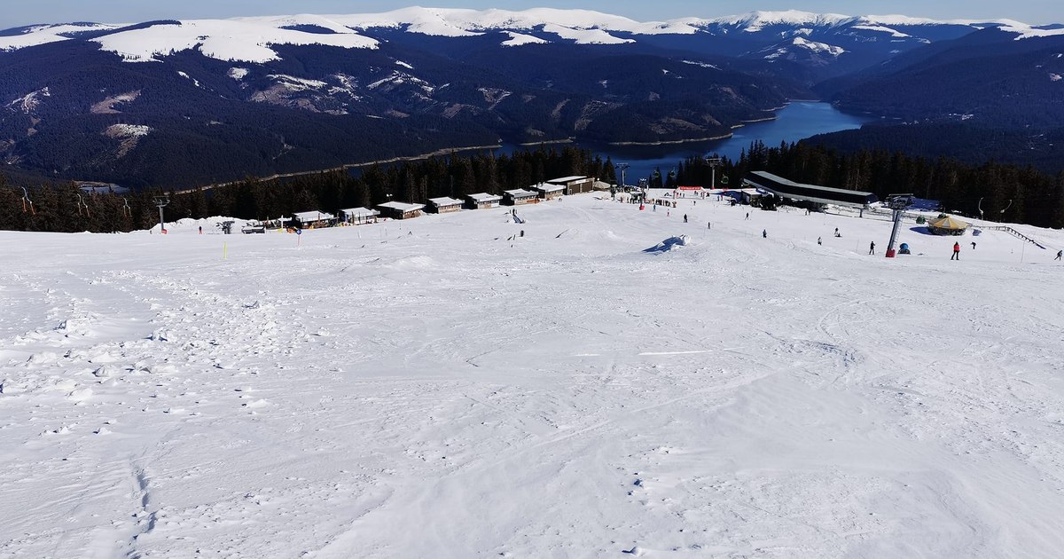 Christmas skiing destinations in Romania. Which slopes are open