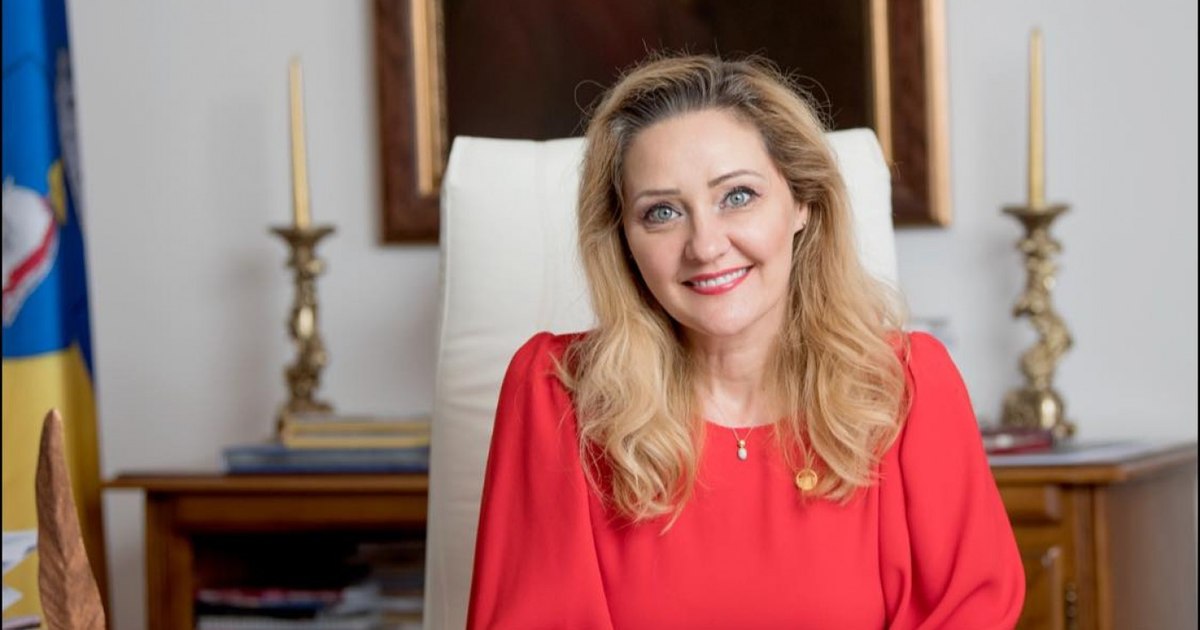 Elena Lasconi criticizes PSD and PNL for not understanding anything from the Romanian vote. "They don't cut anything from the specials, but only from the people"