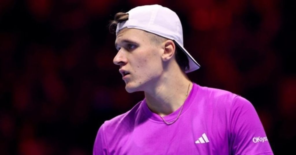 Tennis madness: A player was tested for doping during the match