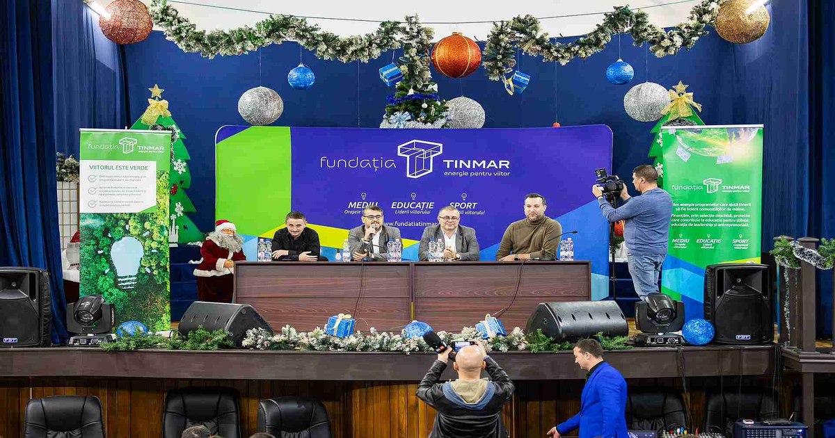 The Tinmar Foundation awards merit scholarships worth €500 to students with exceptional results