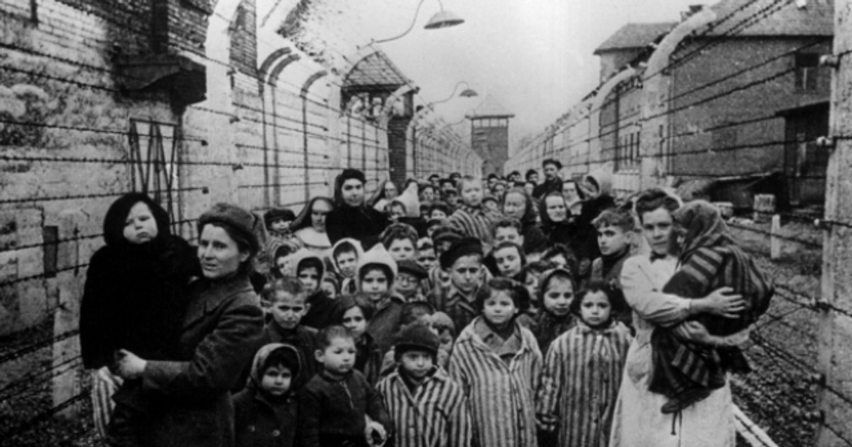 15% of young Romanians have never heard the words "Holocaust" and "Shoah", according to an international survey