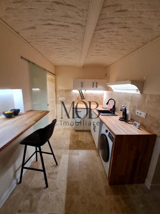 Studio for 8,000 euros per square meter. PHOTO: MOB