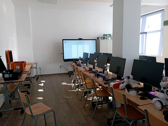 The features of the Bucecea Technological High School PHOTO Cosmin Zamfirache