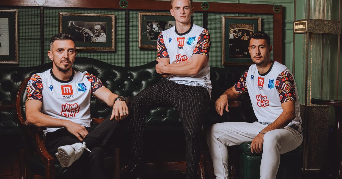 A football team from the second tier of Romania presented their new playing shirts with "divine protection"