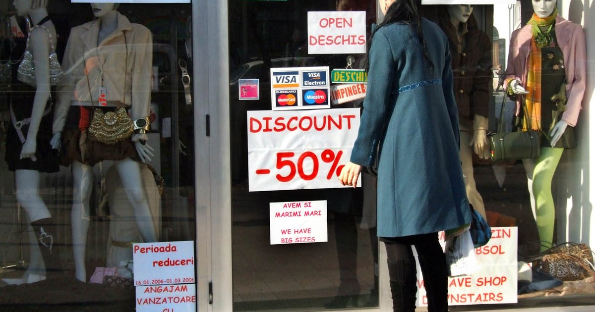 ANPC director, recommendations for shopping during the winter discount period: "Pay attention to prices"