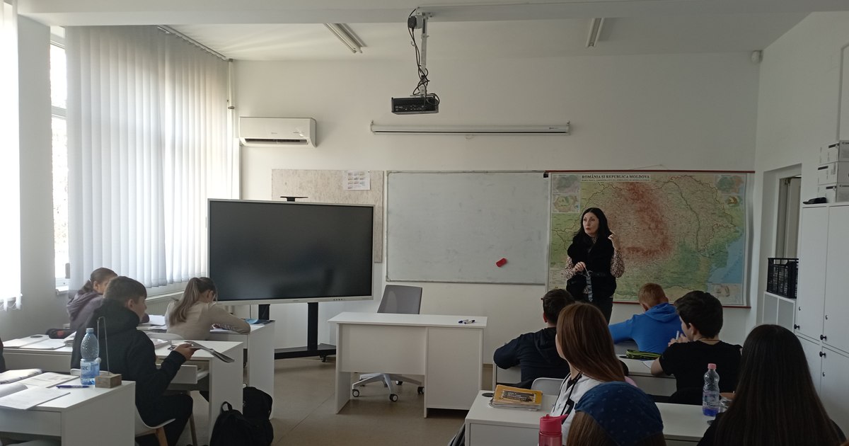 From schools with toilets at the bottom of the Court to Science-Fiction education. Unreal transformation into one of the poorest counties in Romania